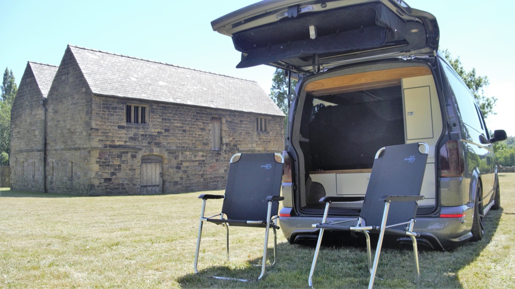 vw t6 tailgate chair storage